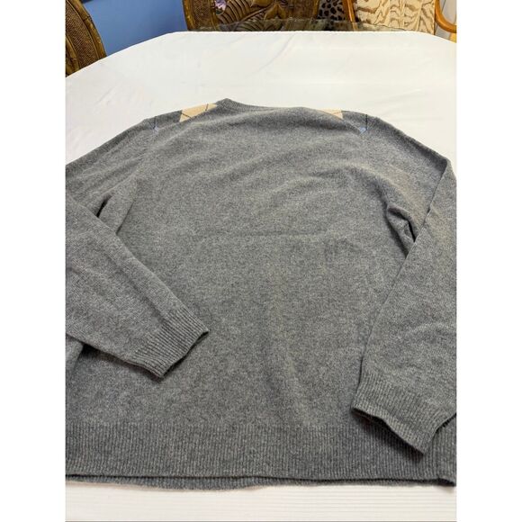 346 Brooks Brothers Scottish Lambswool Grey Argyle V Neck Sweater Size XL - Picture 9 of 10
